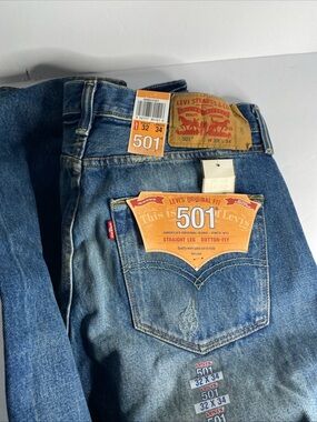 Levi's 501 Straight Leg Jeans in Medium Blue Denim